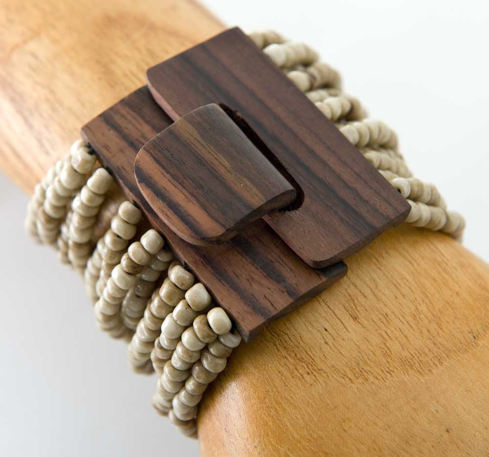 Adjustable Bracelet in Wooden Beads on Organic Waxed Cotton 